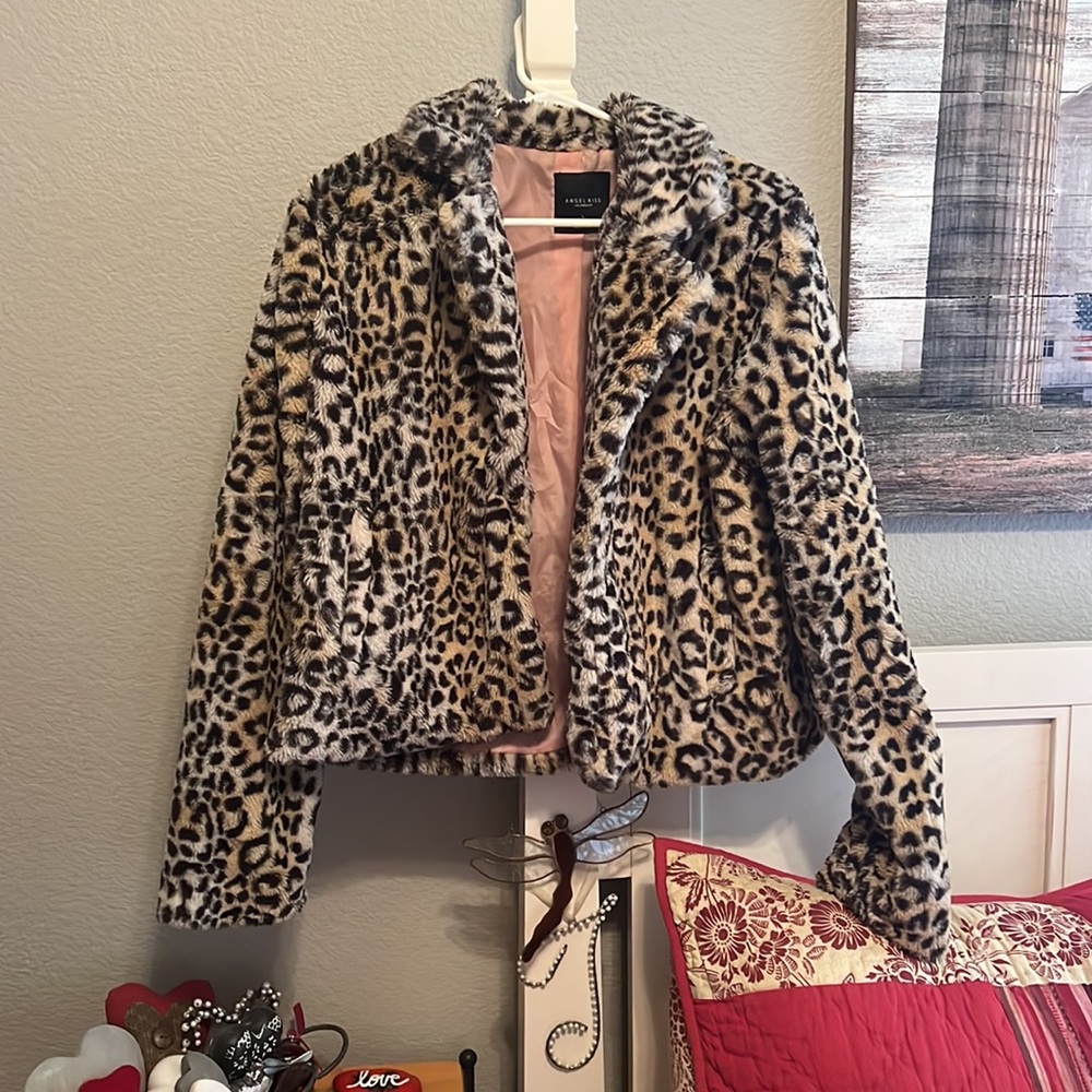 Faux fur Cheetah print coat